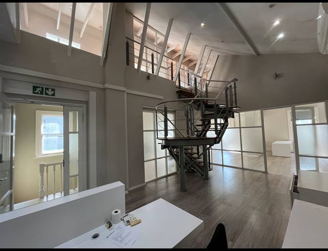 232M² OFFICE TO LET IN CAPE TOWN CITY CENTRE